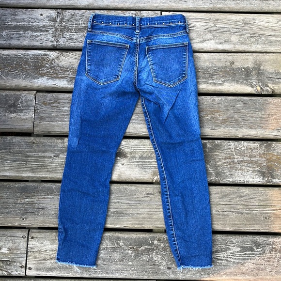 Gap True Skinny Ankle Jeans - Picture 5 of 8